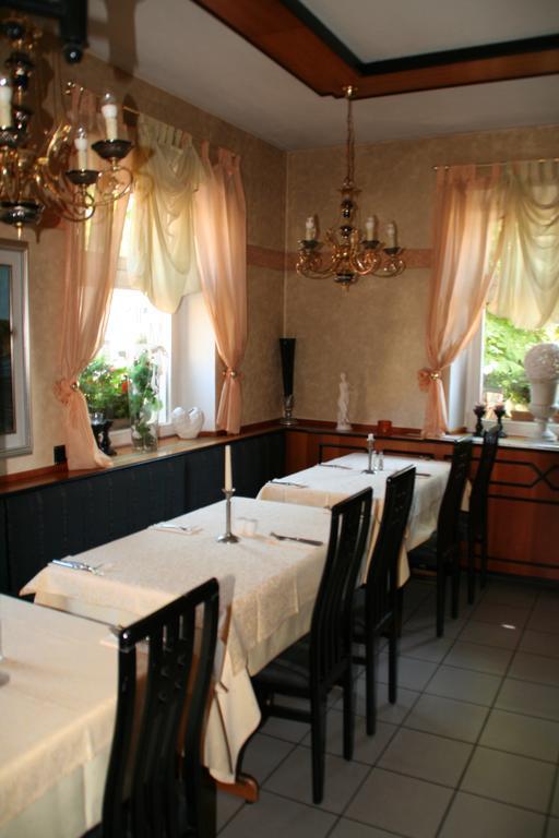 Restaurant Orakel Hotell Oberstenfeld Eksteriør bilde